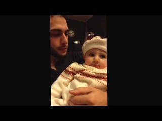 teen girl's reaction to beatboxing performed by her father [not vine]